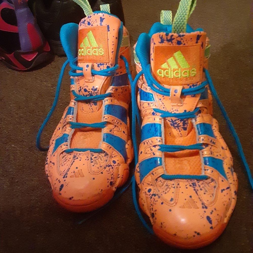 Adidas Tennis Shoes